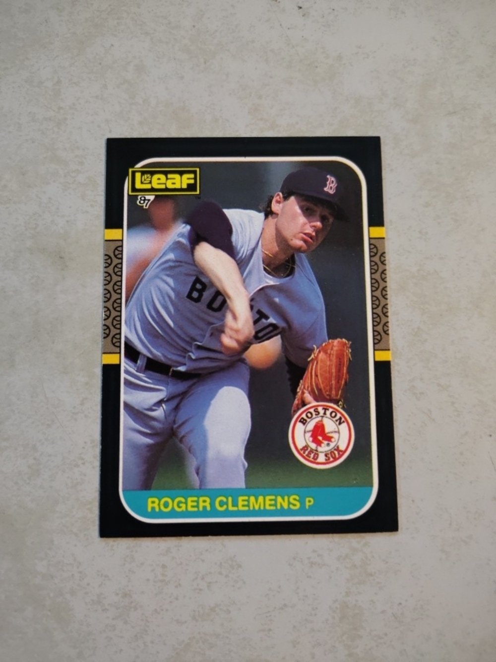 Roger Clemens Leaf 1987 #190 Boston Red Sox Baseball Card